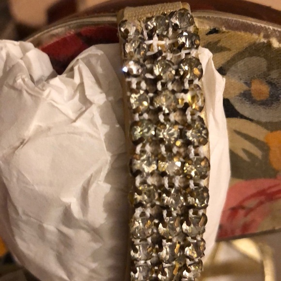 Gold leather wrap wooden wedges - Picture 5 of 8